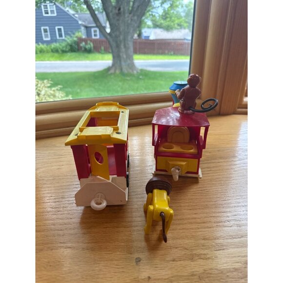 Vintage Fisher Price Little People Circus Train Monkey & Lion Figures - Picture 7 of 11